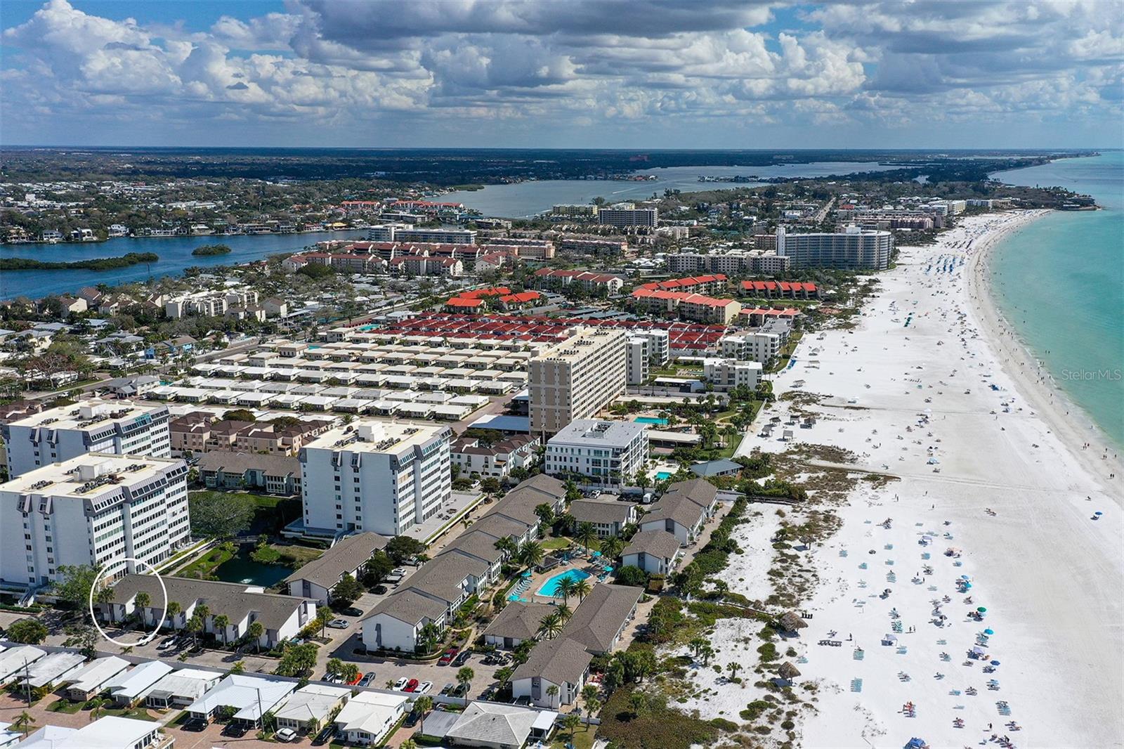 Image 2 of 35 For 1050 Peppertree Lane 116b