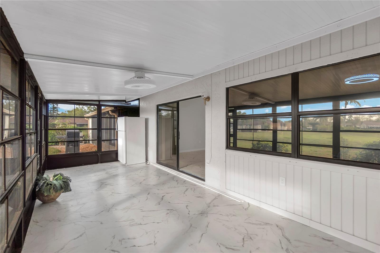 Image 21 of 31 For 6135 Heritage Lane 6135