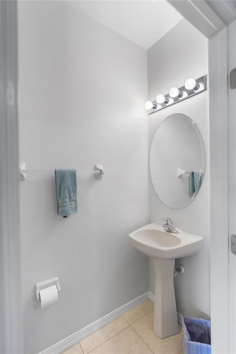 Image 10 of 36 For 4307 Via Piedra Circle 6-102