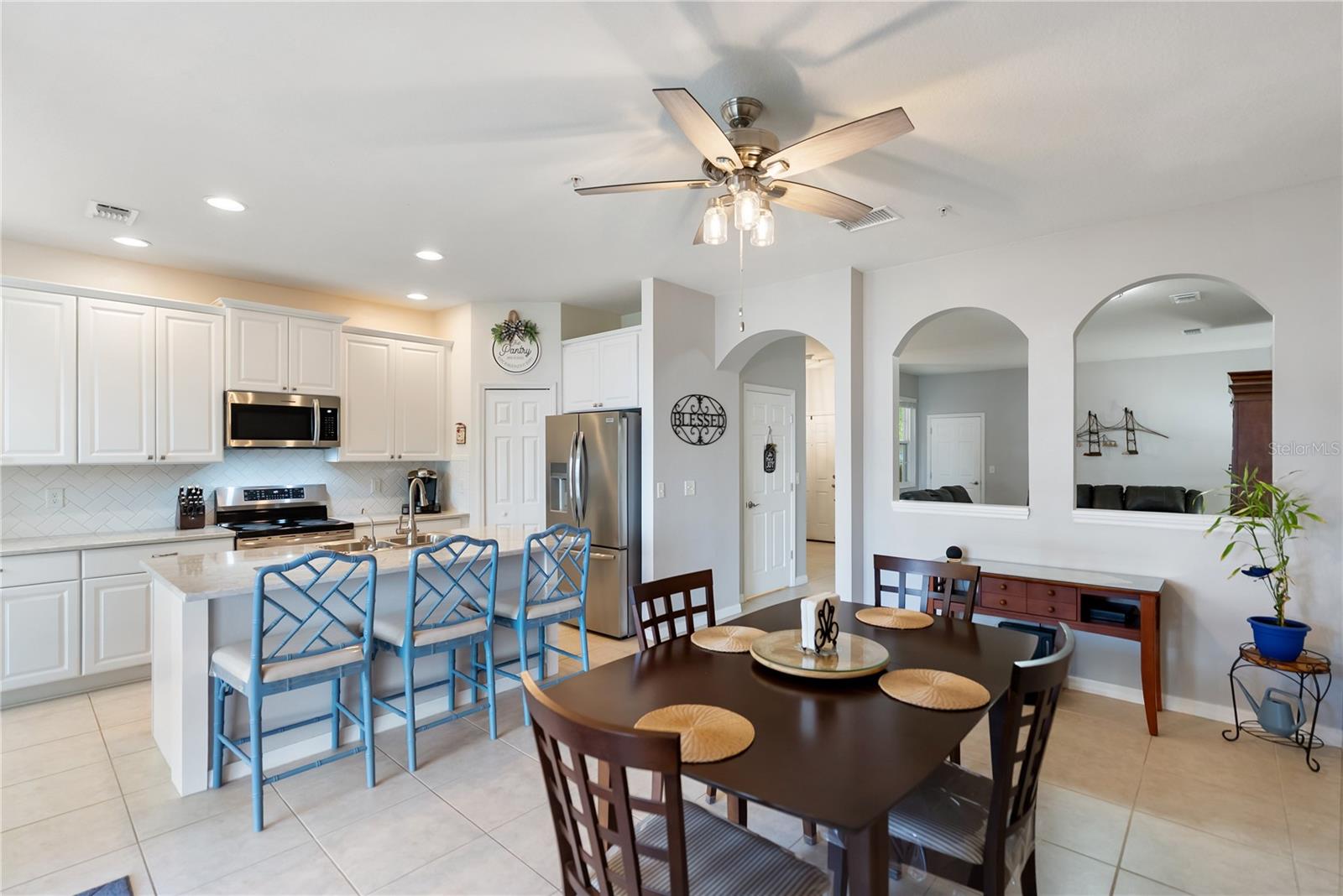 Image 12 of 36 For 4307 Via Piedra Circle 6-102