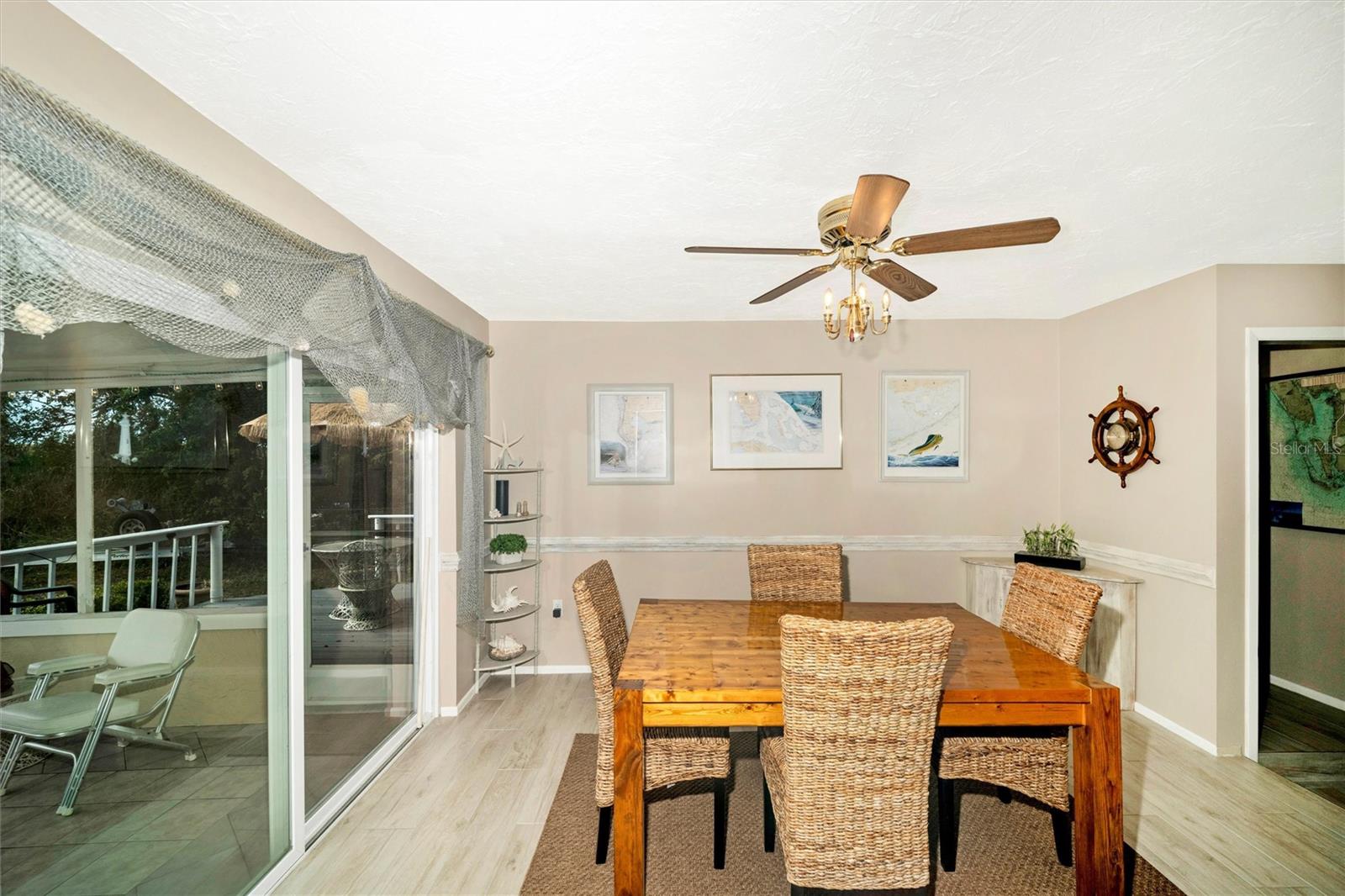 Image 13 of 62 For 5206 18th Avenue E