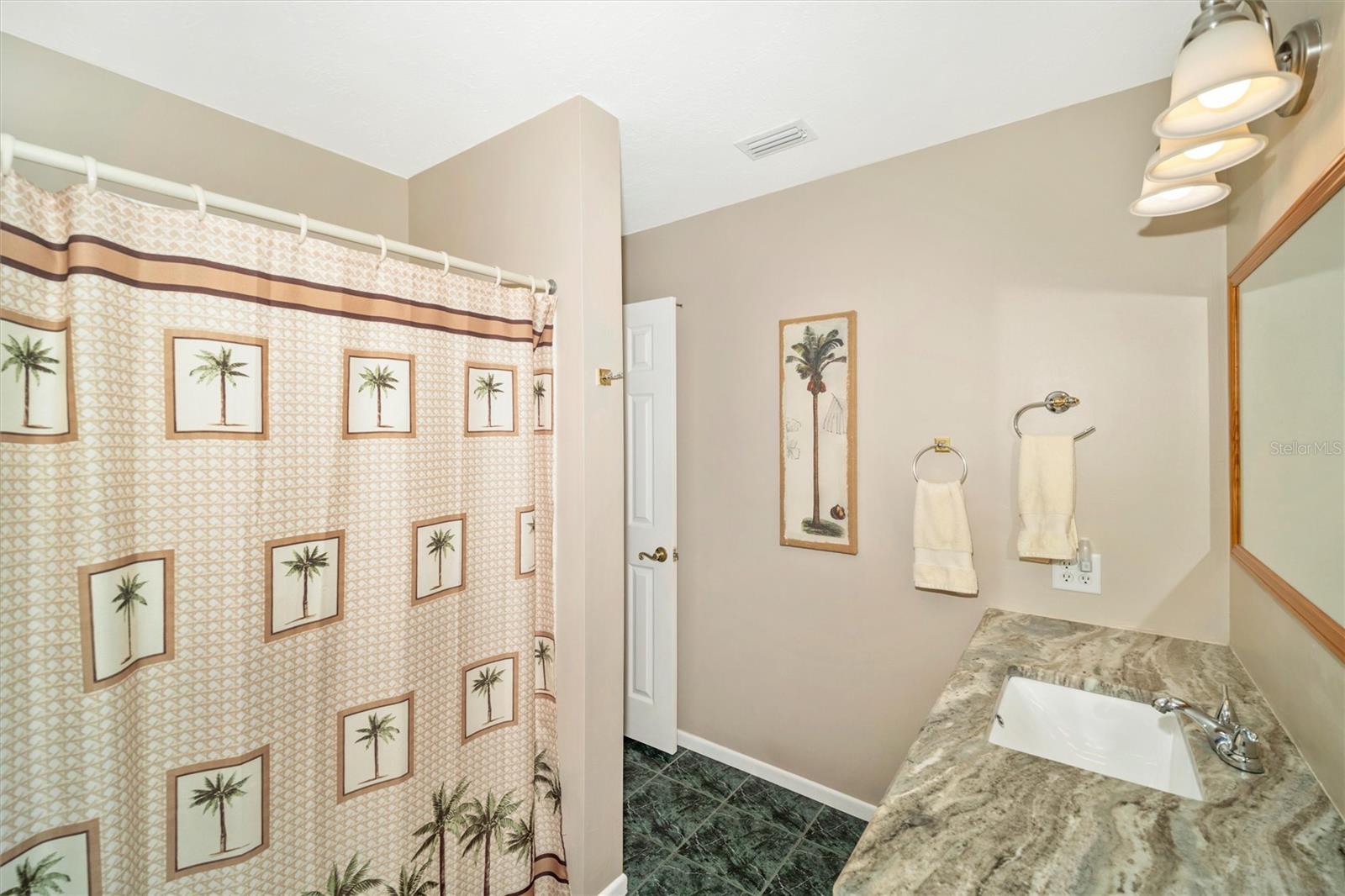 Image 20 of 62 For 5206 18th Avenue E