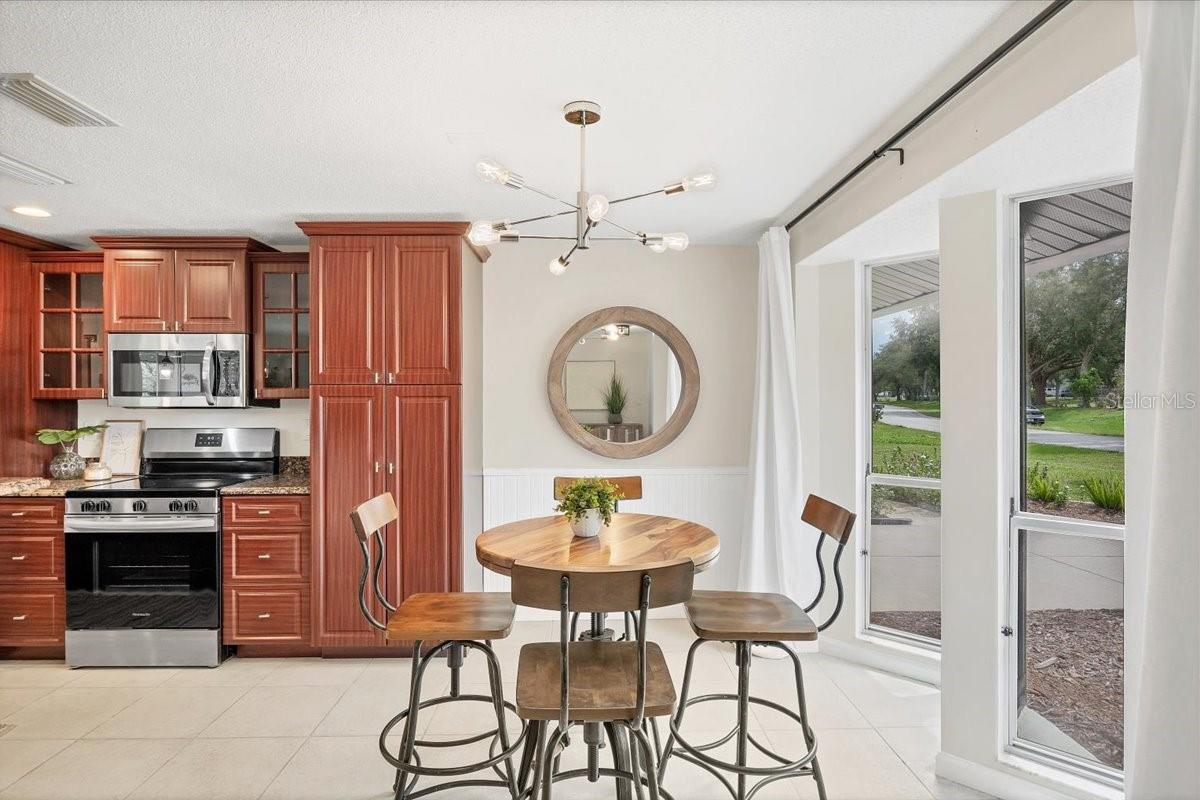 Image 15 of 40 For 4696 Pompano Street