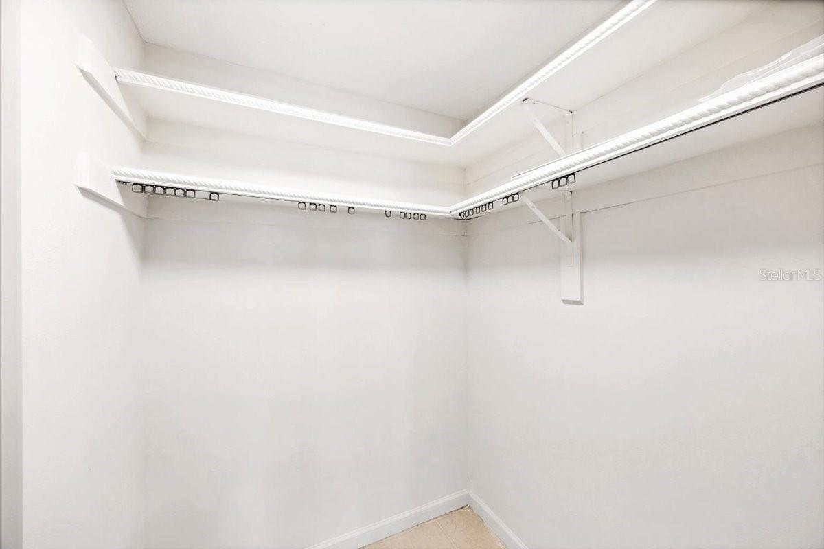 Image 20 of 40 For 4696 Pompano Street