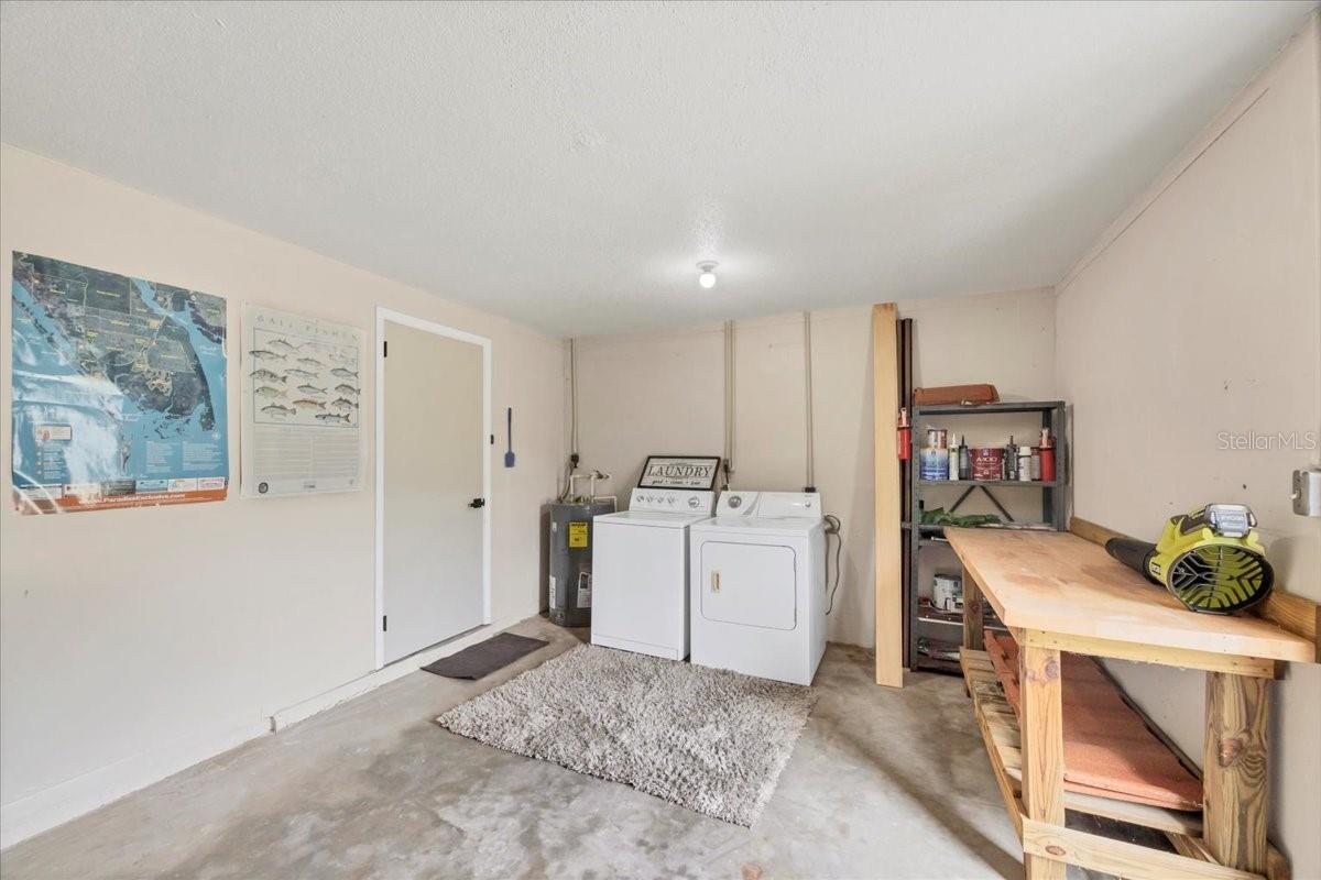 Image 27 of 40 For 4696 Pompano Street