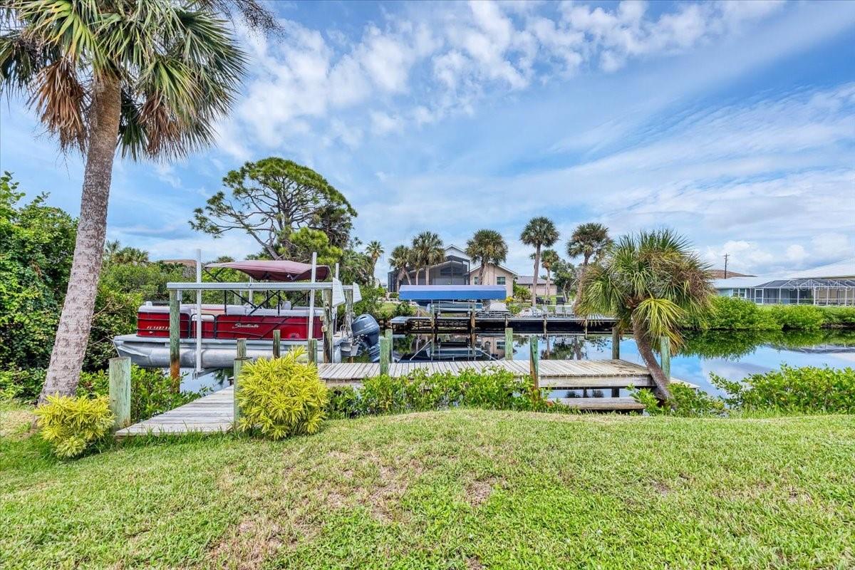 Image 33 of 40 For 4696 Pompano Street