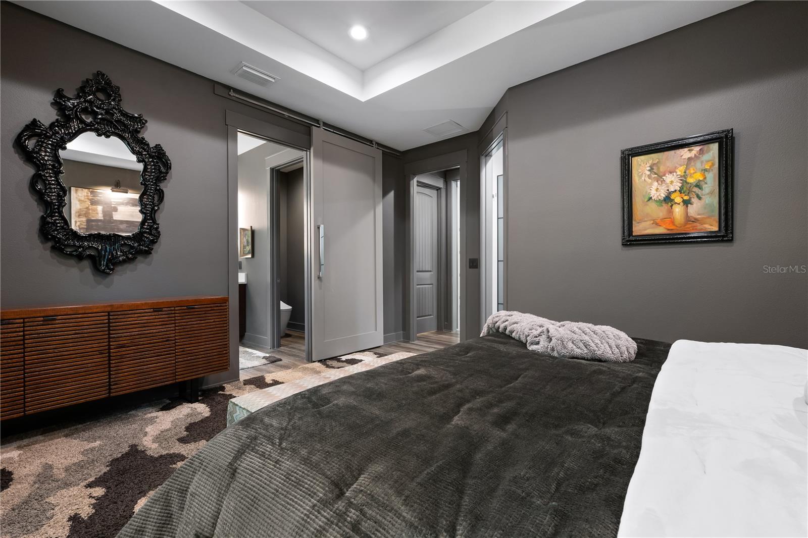 Image 27 of 52 For 661 Marlin Drive