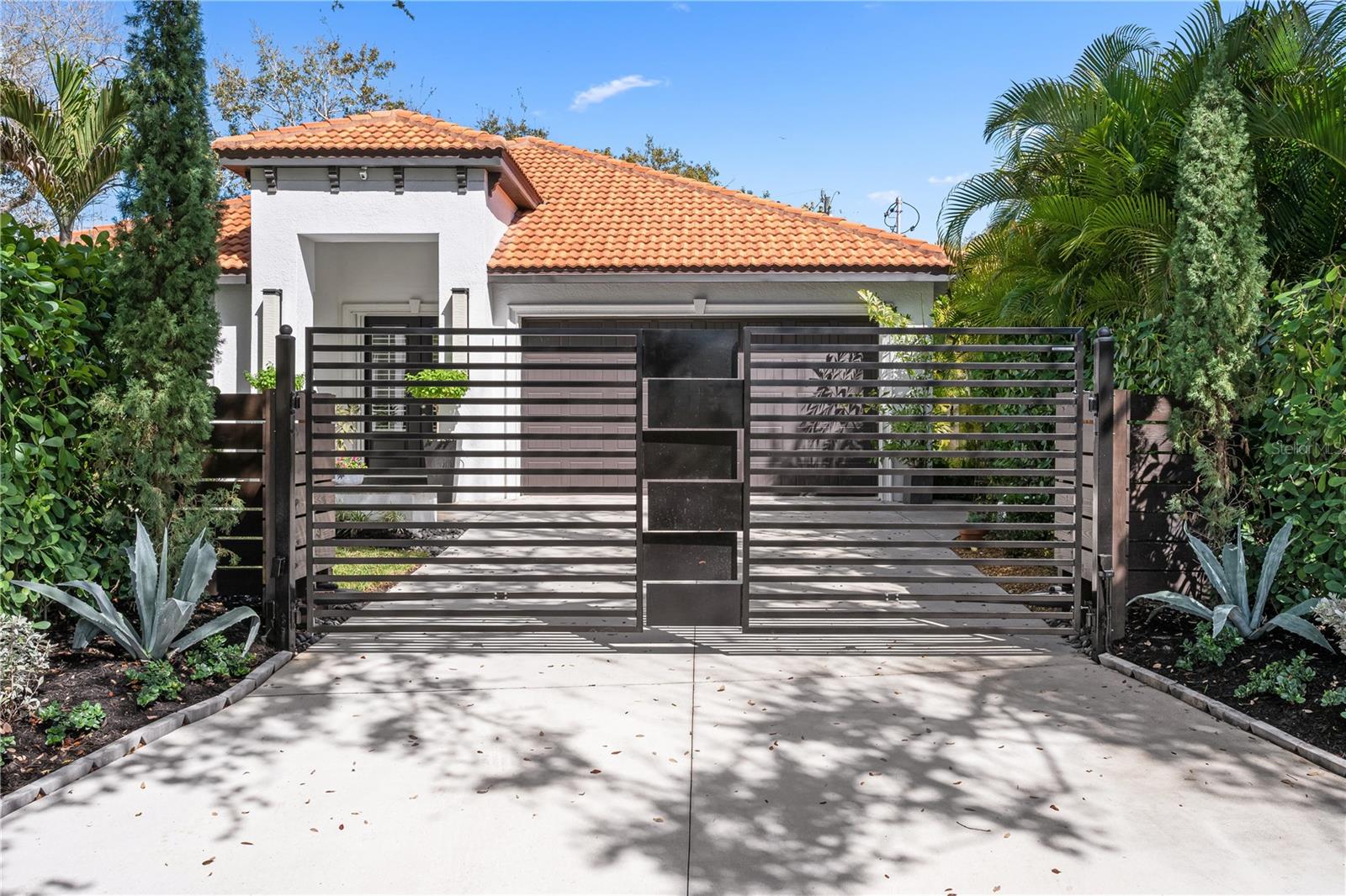 Image 42 of 52 For 661 Marlin Drive