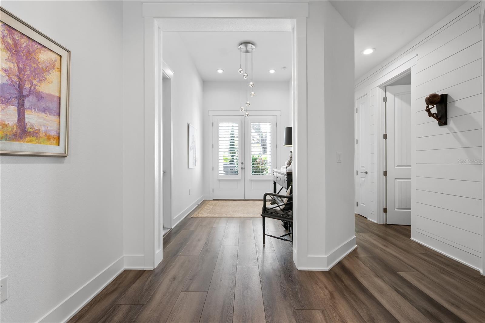 Image 7 of 52 For 661 Marlin Drive