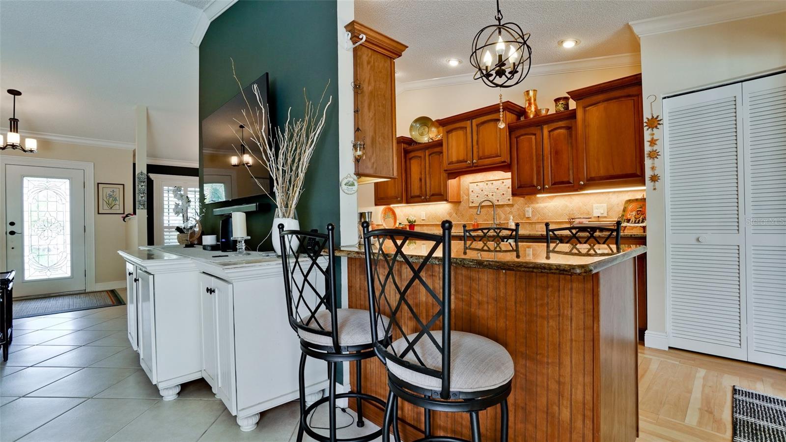 Image 12 of 40 For 7211 25th Drive W