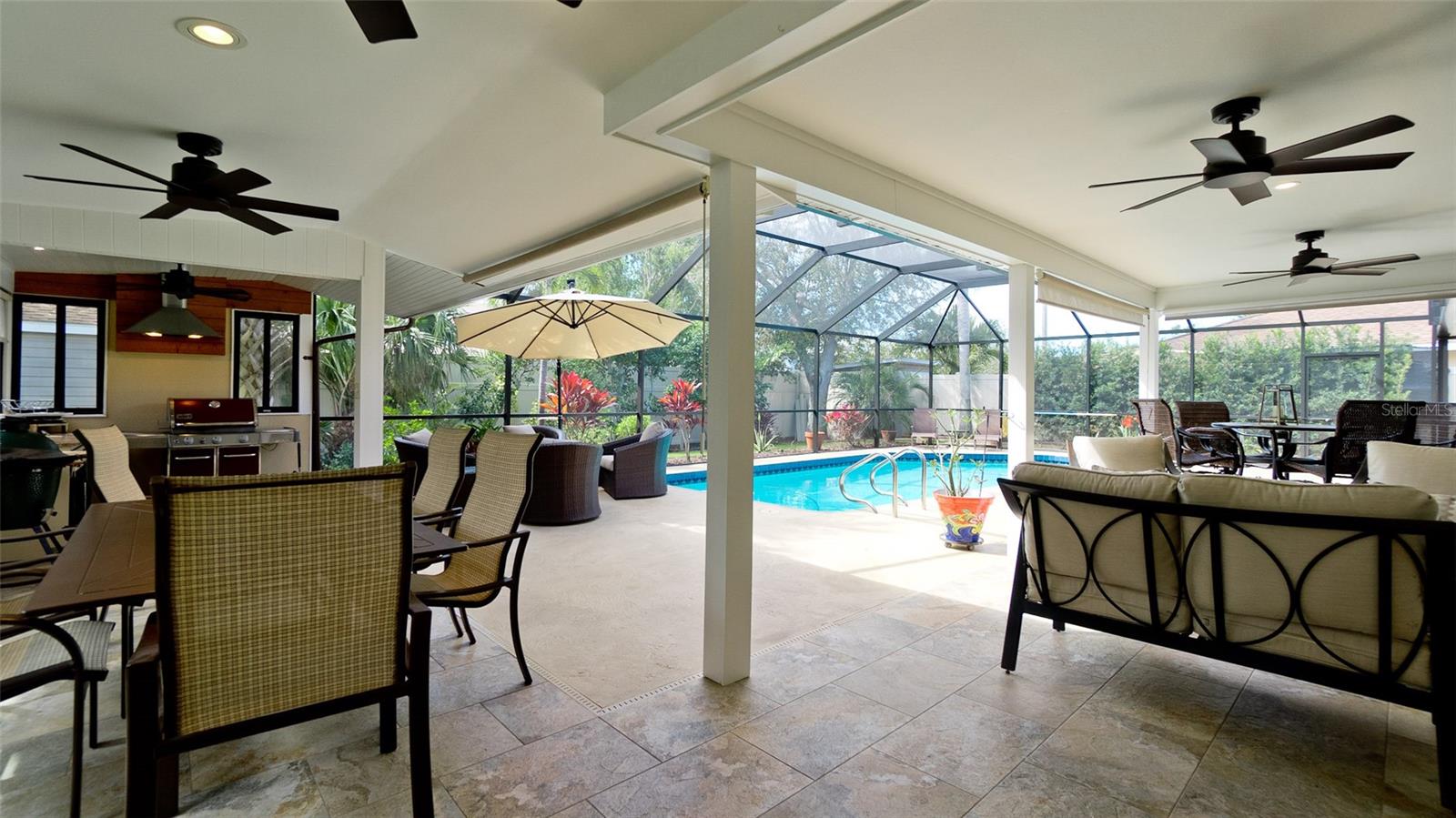 Image 7 of 40 For 7211 25th Drive W