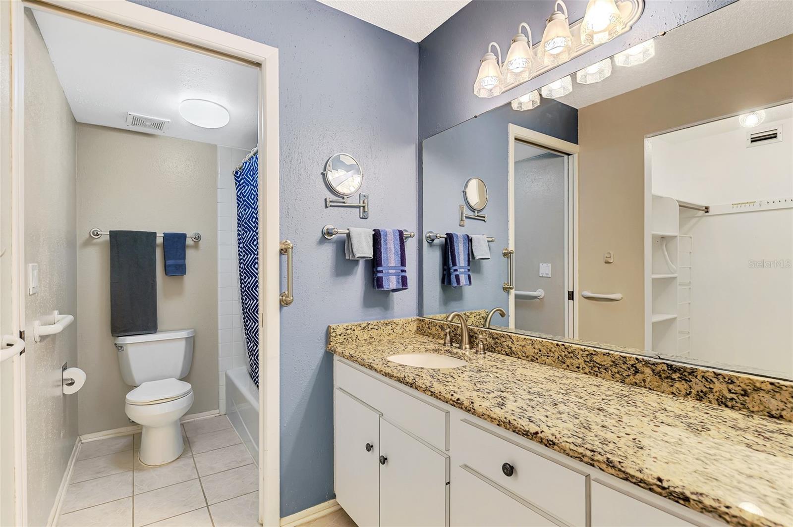 Image 19 of 34 For 129 Wild Palm Drive D