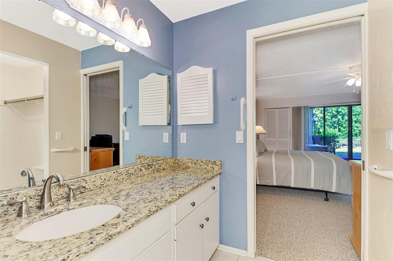 Image 20 of 34 For 129 Wild Palm Drive D