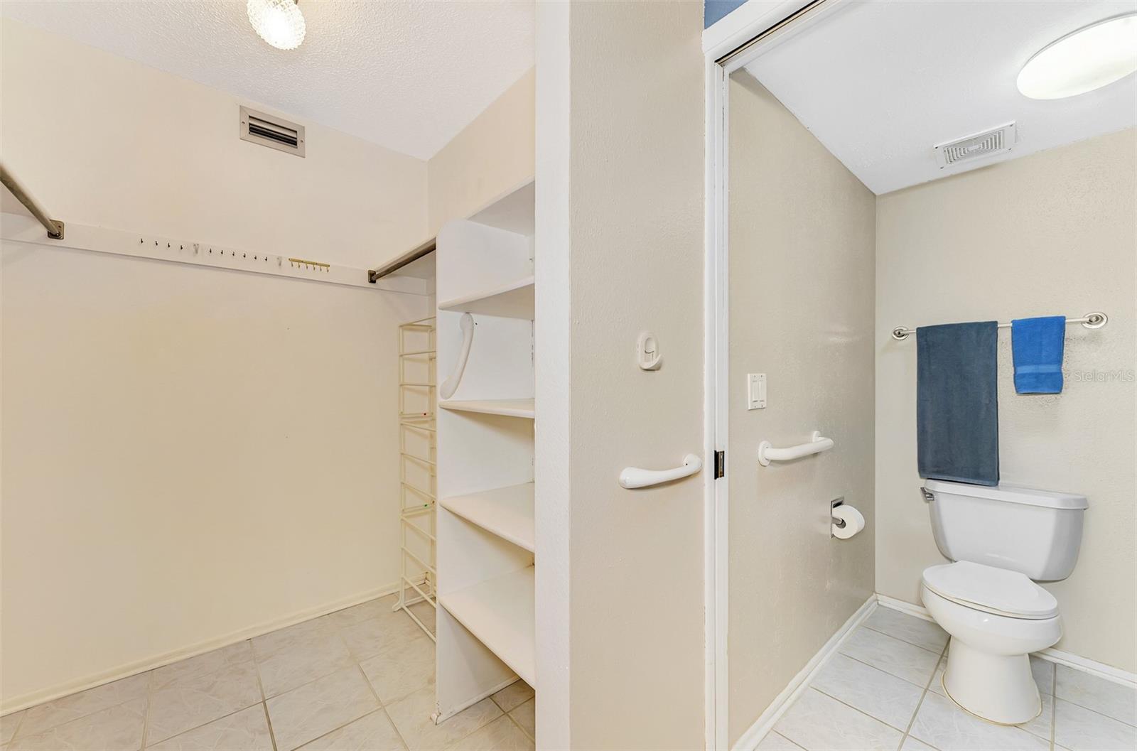 Image 22 of 34 For 129 Wild Palm Drive D