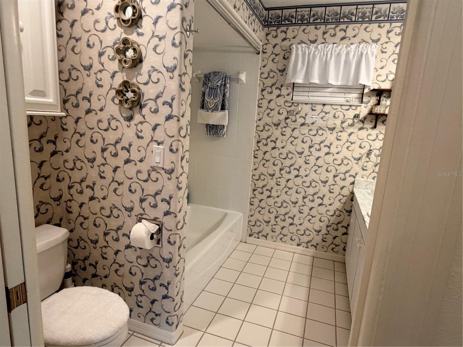 Image 28 of 45 For 6617 Seven Pines Drive