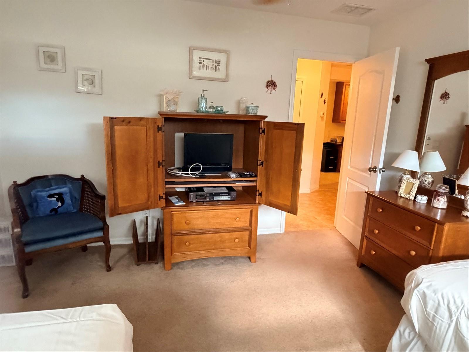 Image 39 of 45 For 6617 Seven Pines Drive