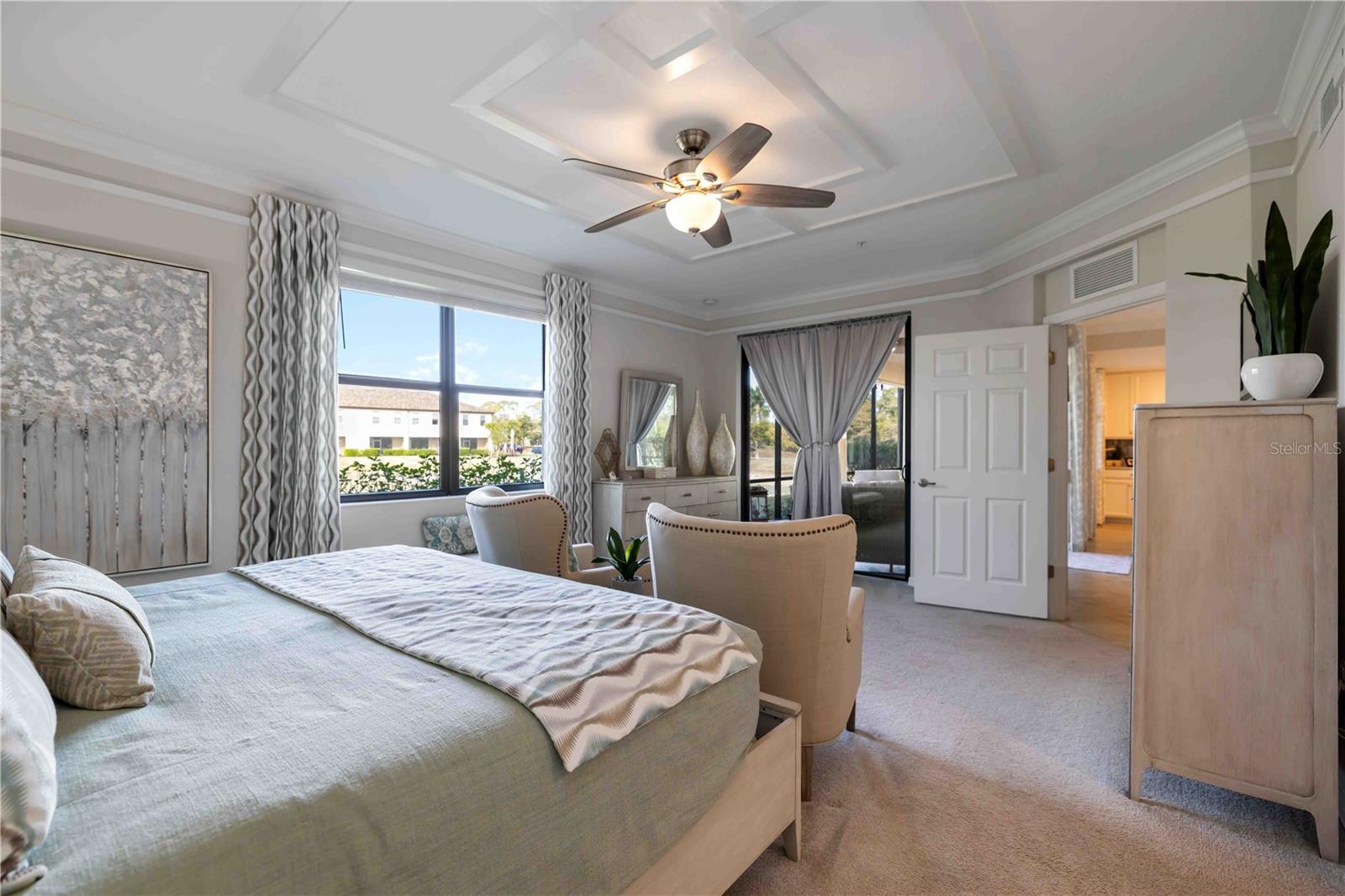 Image 17 of 41 For 12590 Ghiberti Circle 102