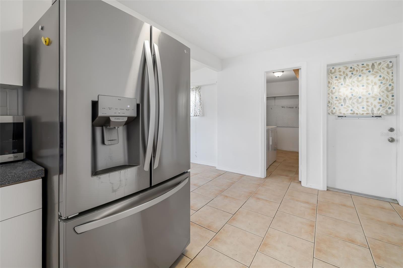 Image 11 of 36 For 2208 Shawnee Street