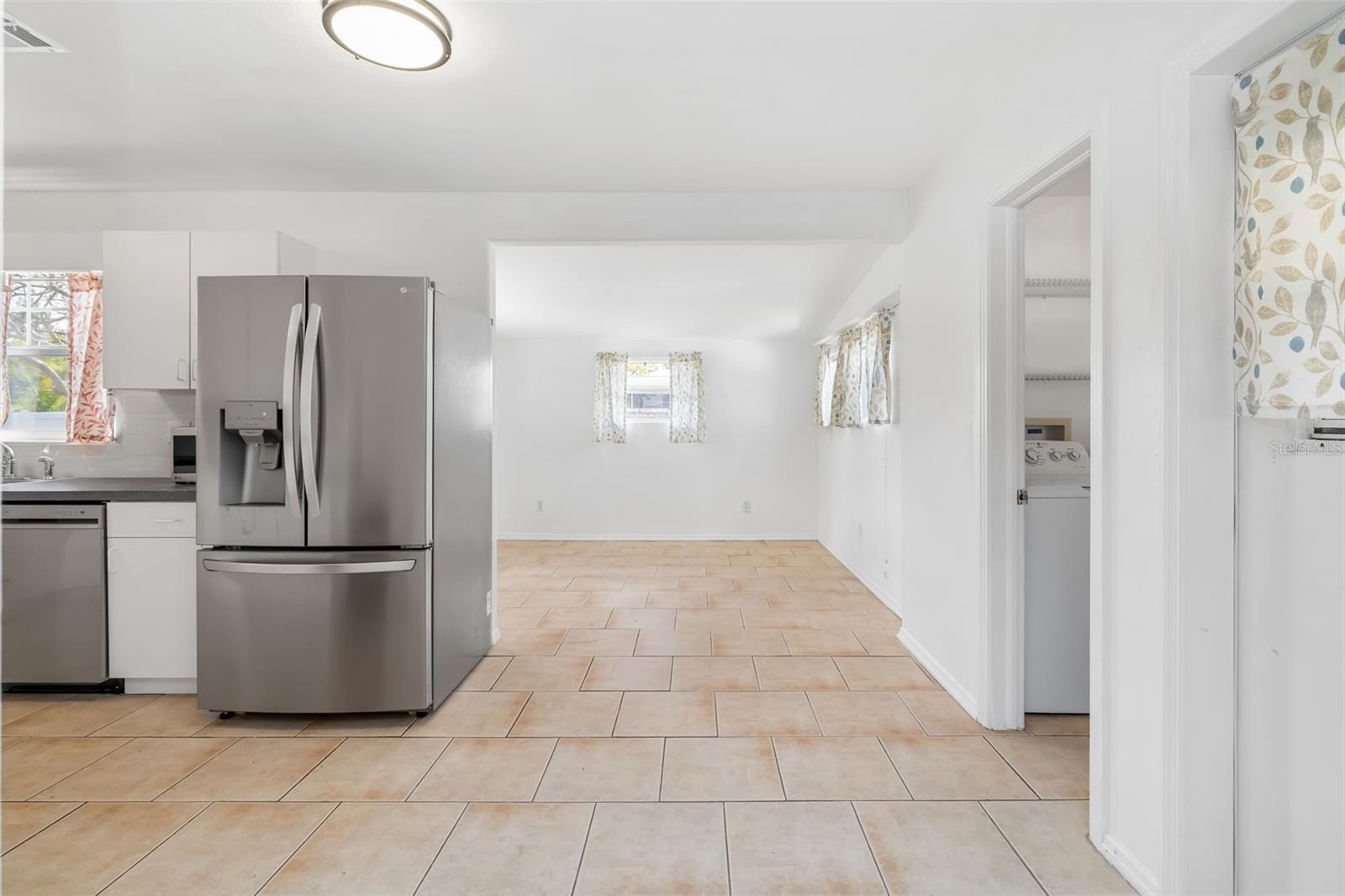 Image 12 of 36 For 2208 Shawnee Street