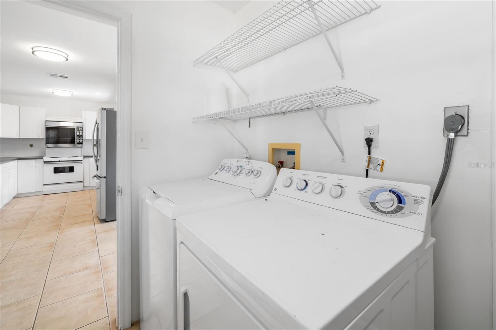 Image 15 of 36 For 2208 Shawnee Street