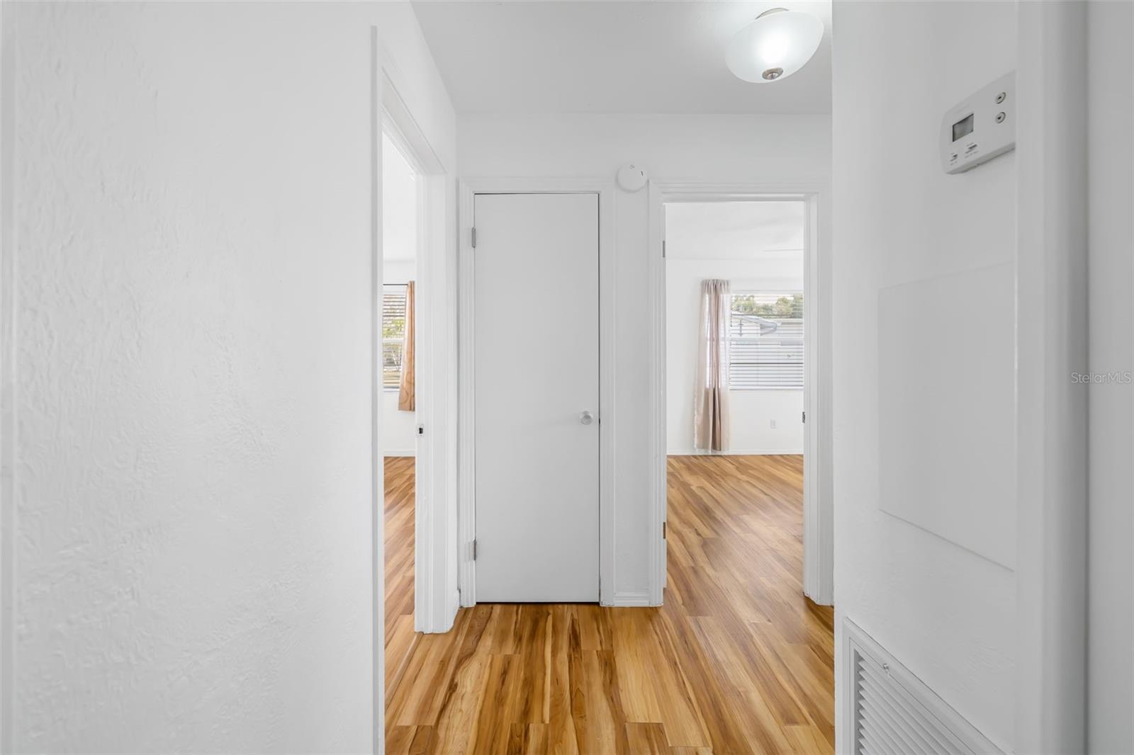 Image 16 of 36 For 2208 Shawnee Street