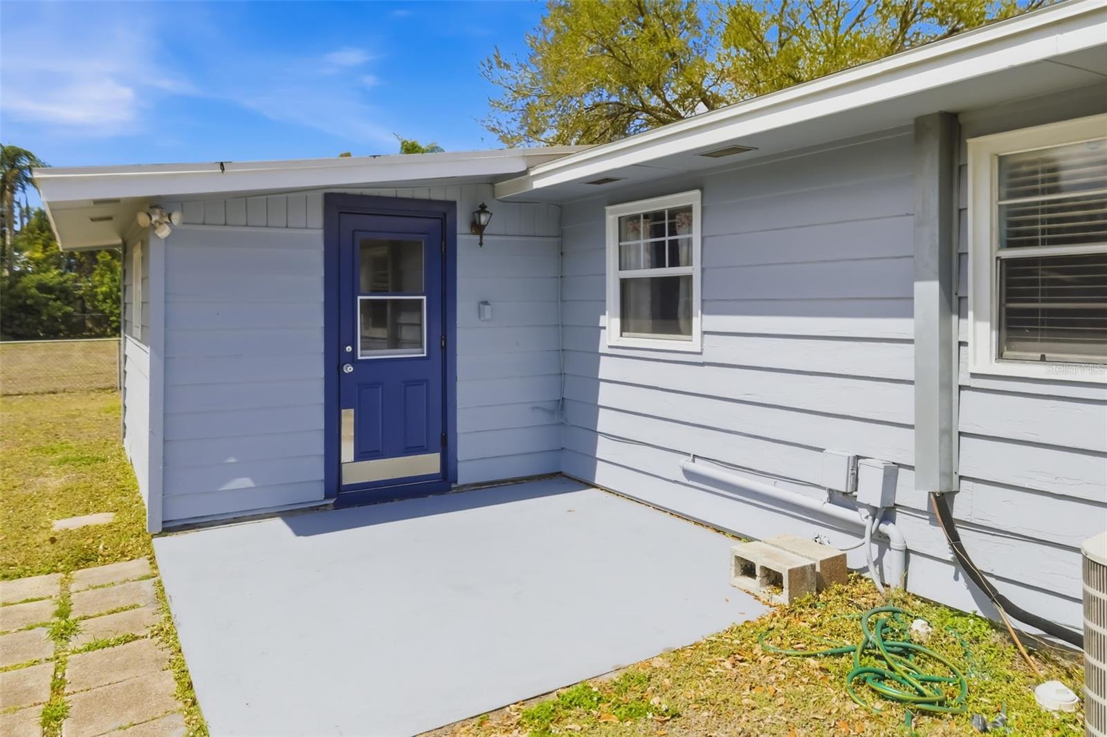 Image 25 of 36 For 2208 Shawnee Street