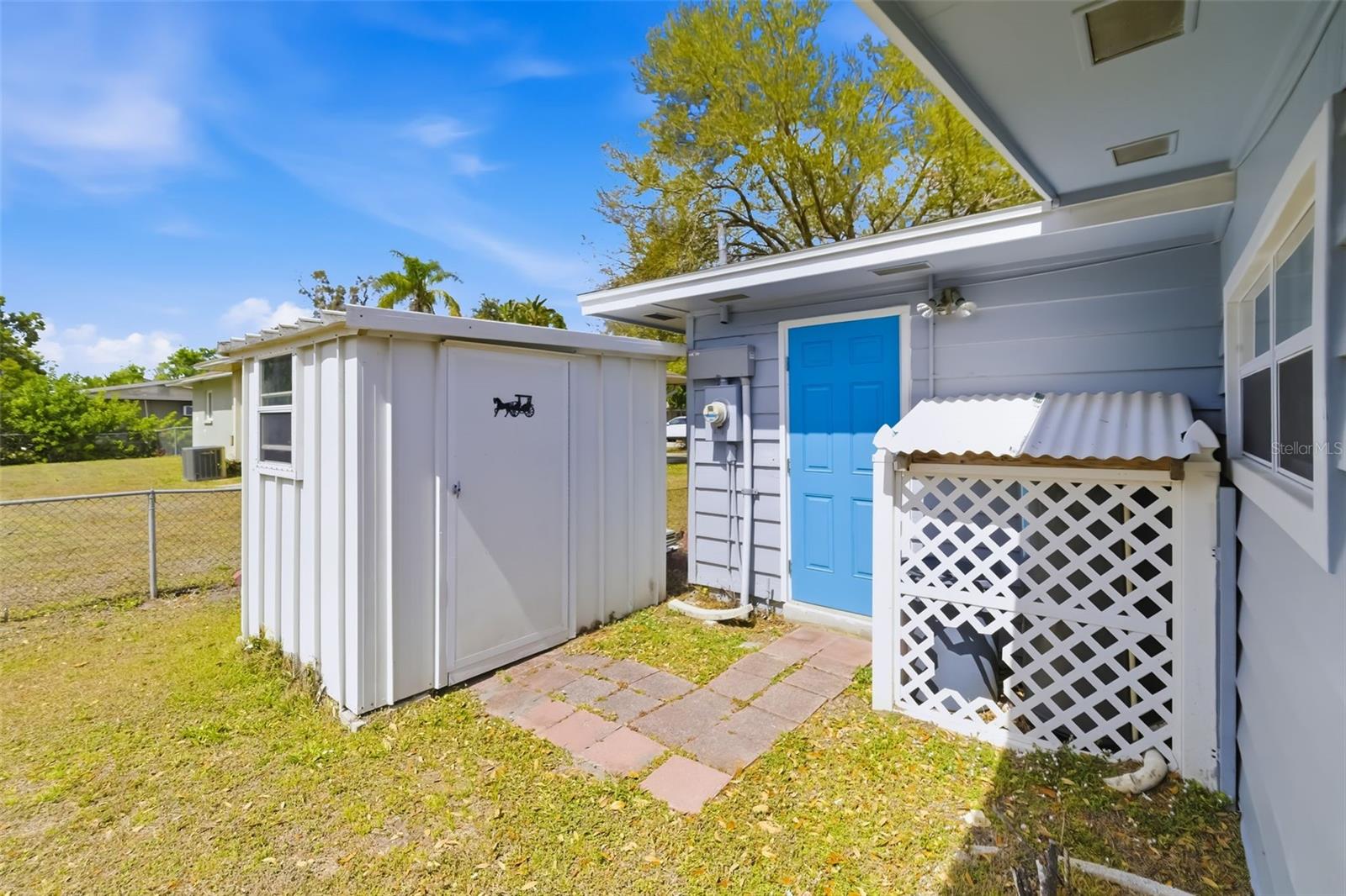 Image 26 of 36 For 2208 Shawnee Street