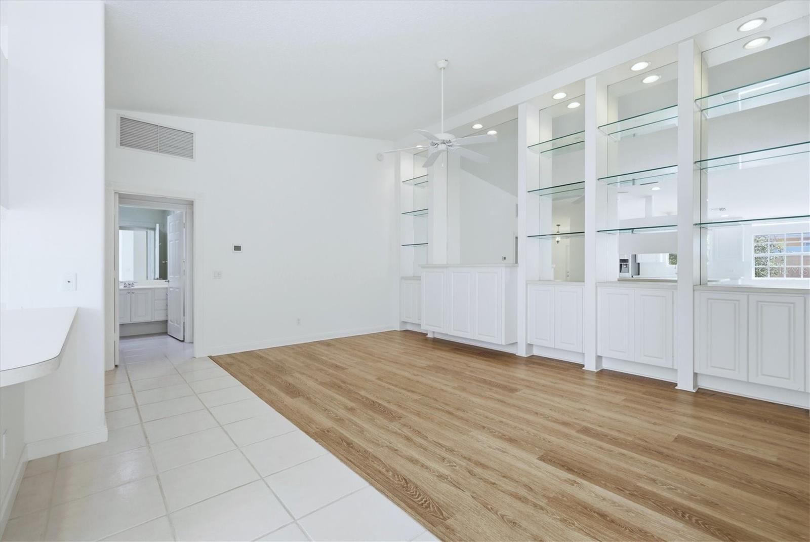 Image 15 of 48 For 7559 Quinto Drive