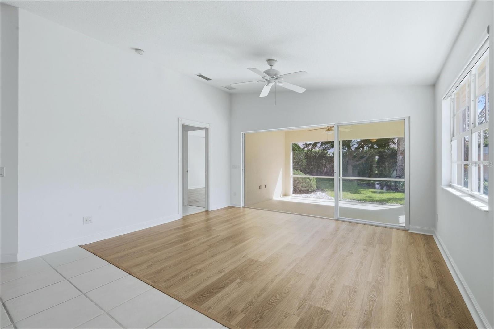 Image 21 of 48 For 7559 Quinto Drive