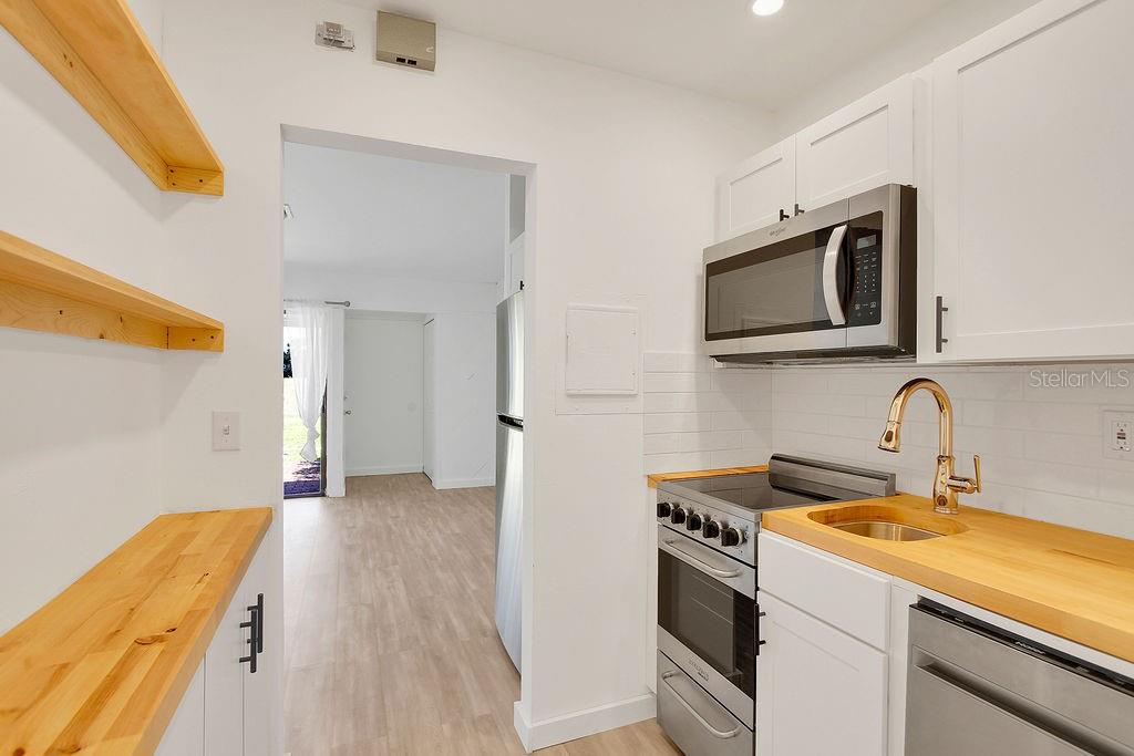 Image 8 of 12 For 3507 Longmeadow  4