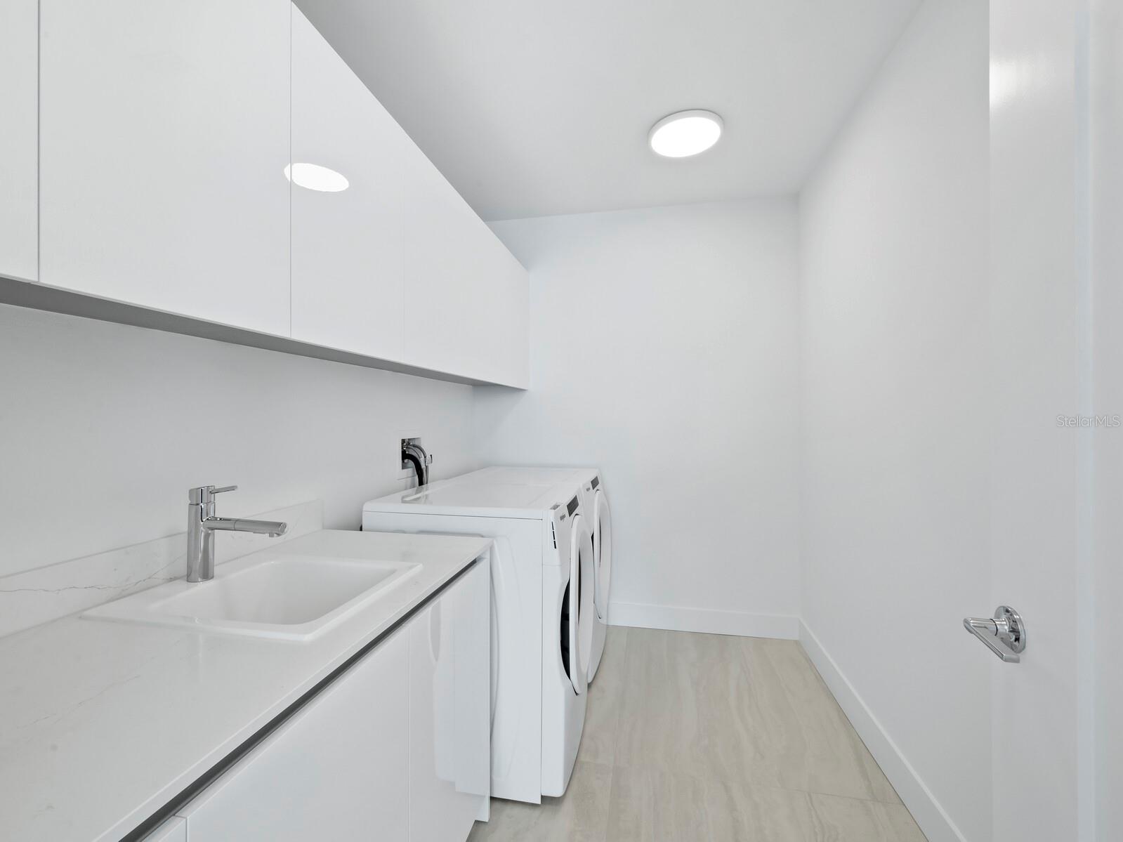 Image 18 of 45 For 301 Quay Commons 1409