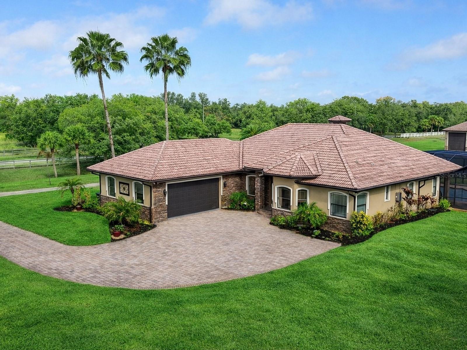 Image 3 of 65 For 17001 Deer Prairie Drive