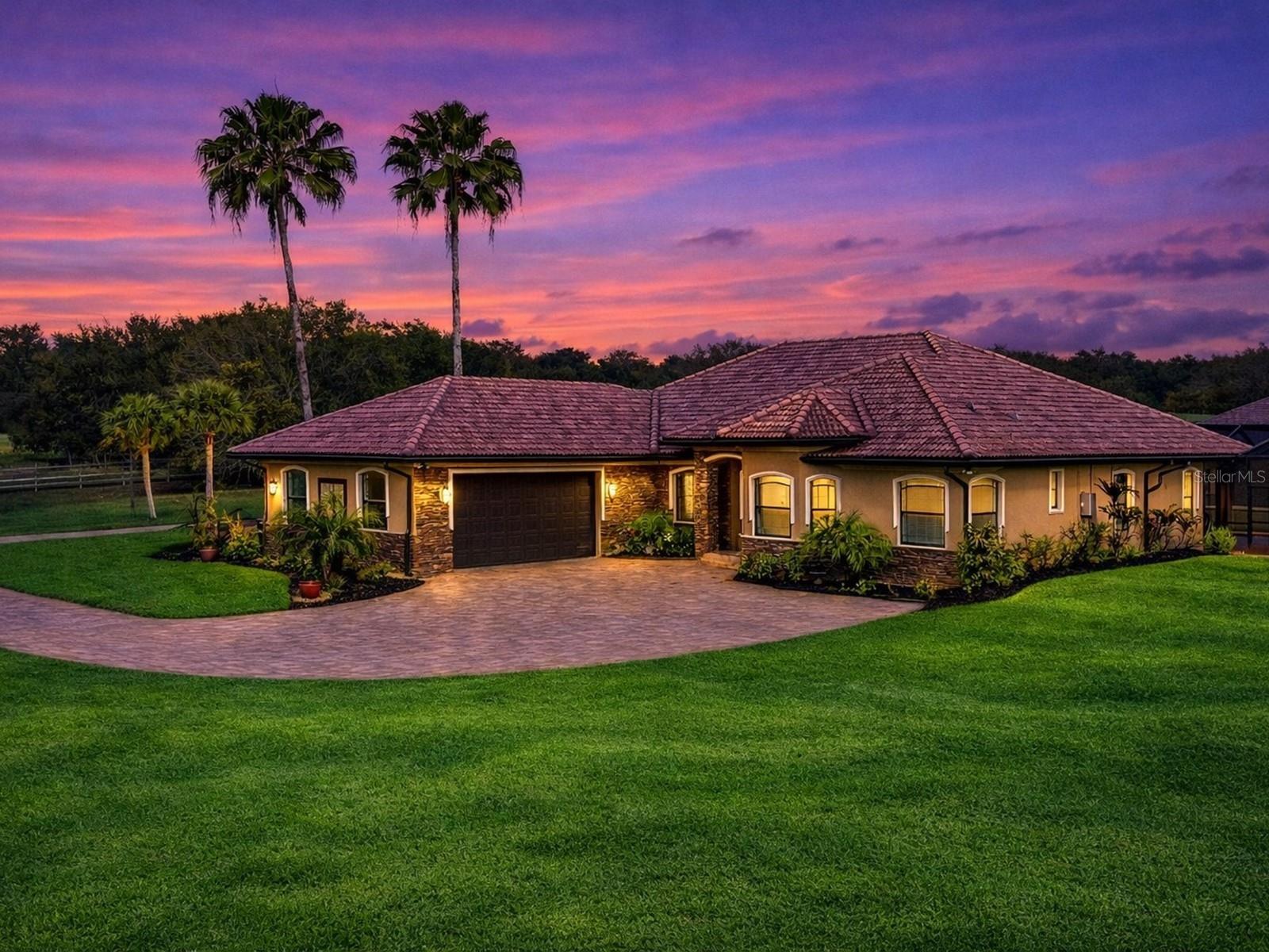 Image 4 of 65 For 17001 Deer Prairie Drive