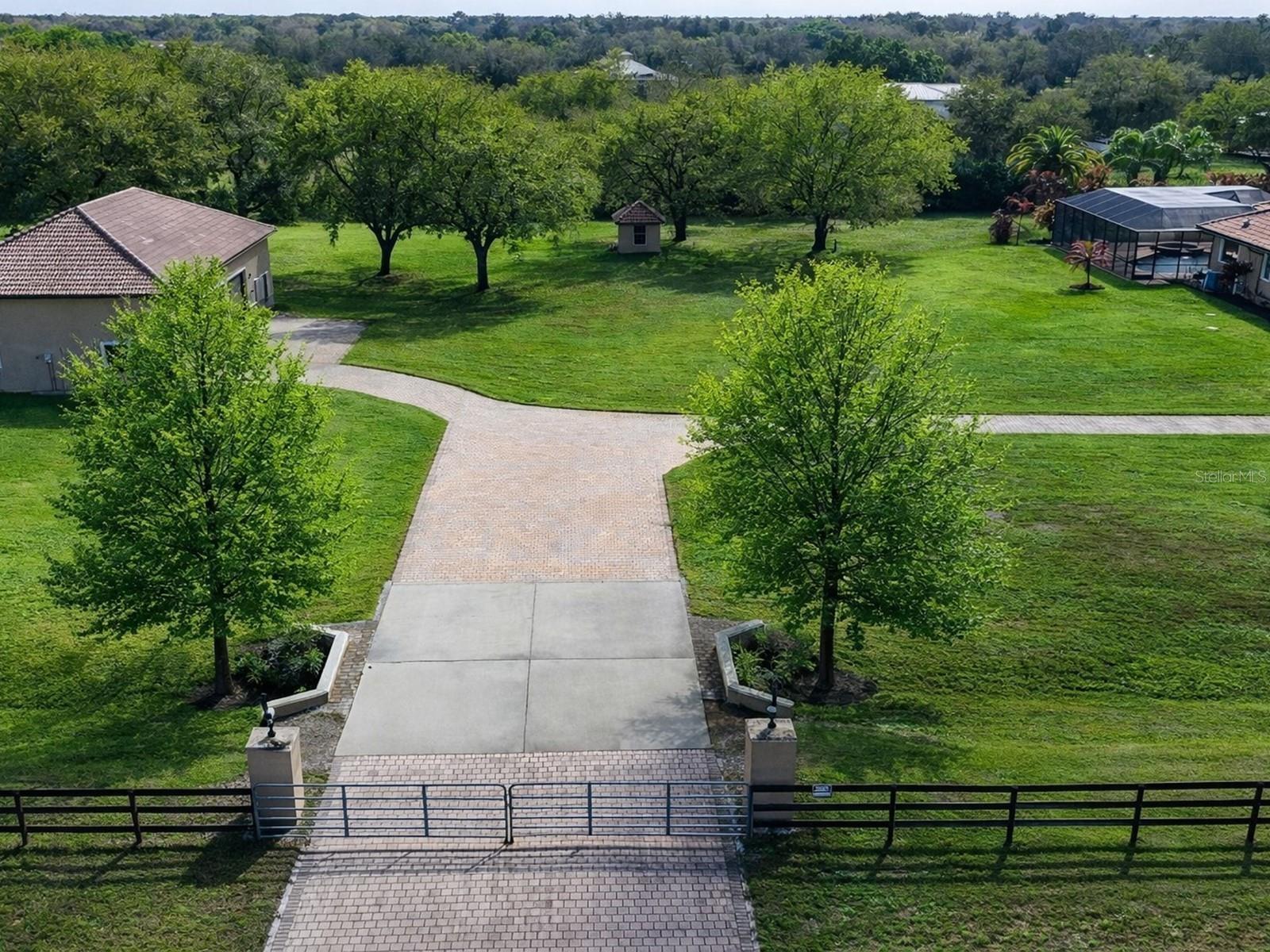 Image 46 of 65 For 17001 Deer Prairie Drive