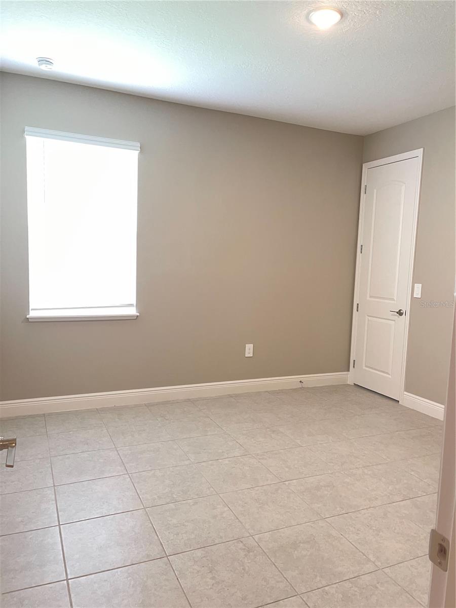 Image 16 of 27 For 1909 Everson Street