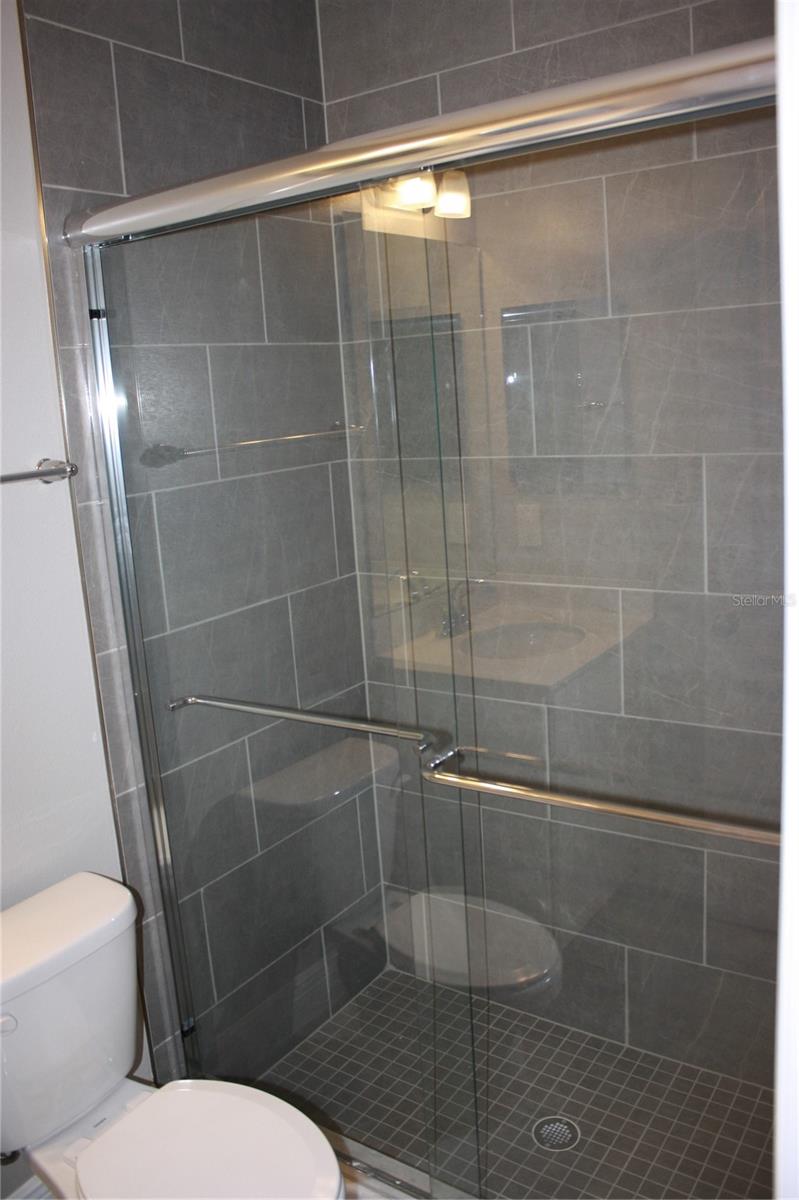 Image 18 of 27 For 1909 Everson Street