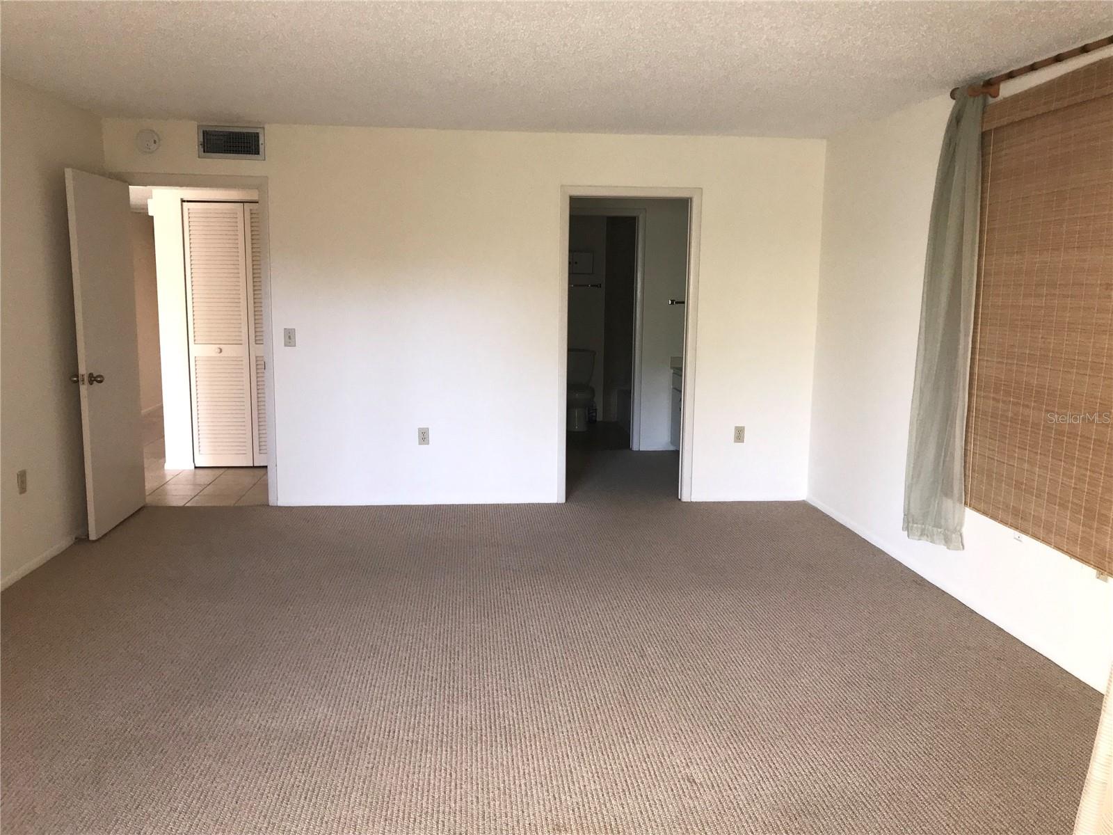 Image 11 of 17 For 452 Palm Tree Drive 452