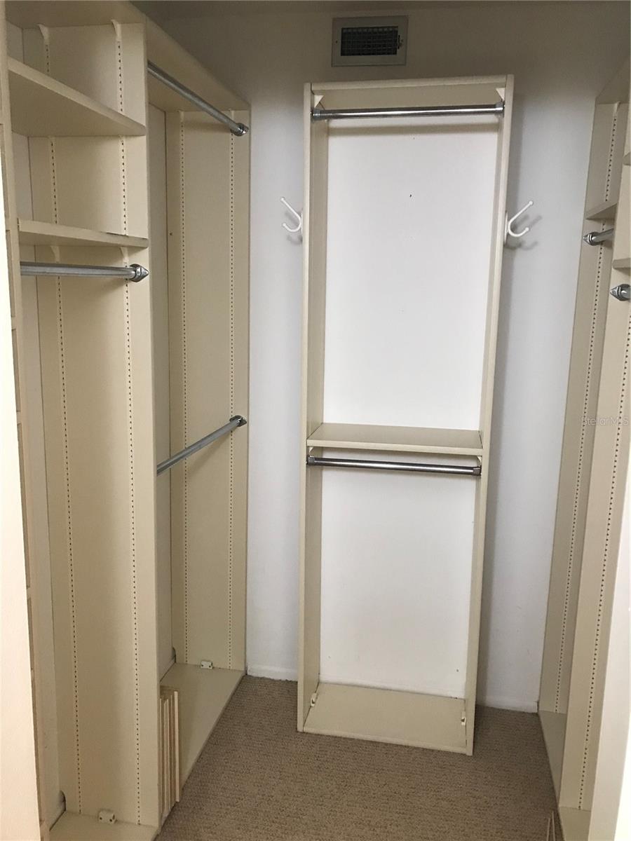 Image 13 of 17 For 452 Palm Tree Drive 452