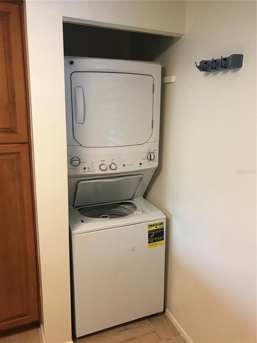 Image 16 of 17 For 452 Palm Tree Drive 452