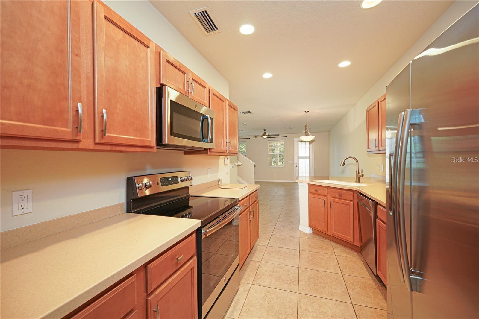 Image 13 of 23 For 3770 82nd Avenue Circle E 103