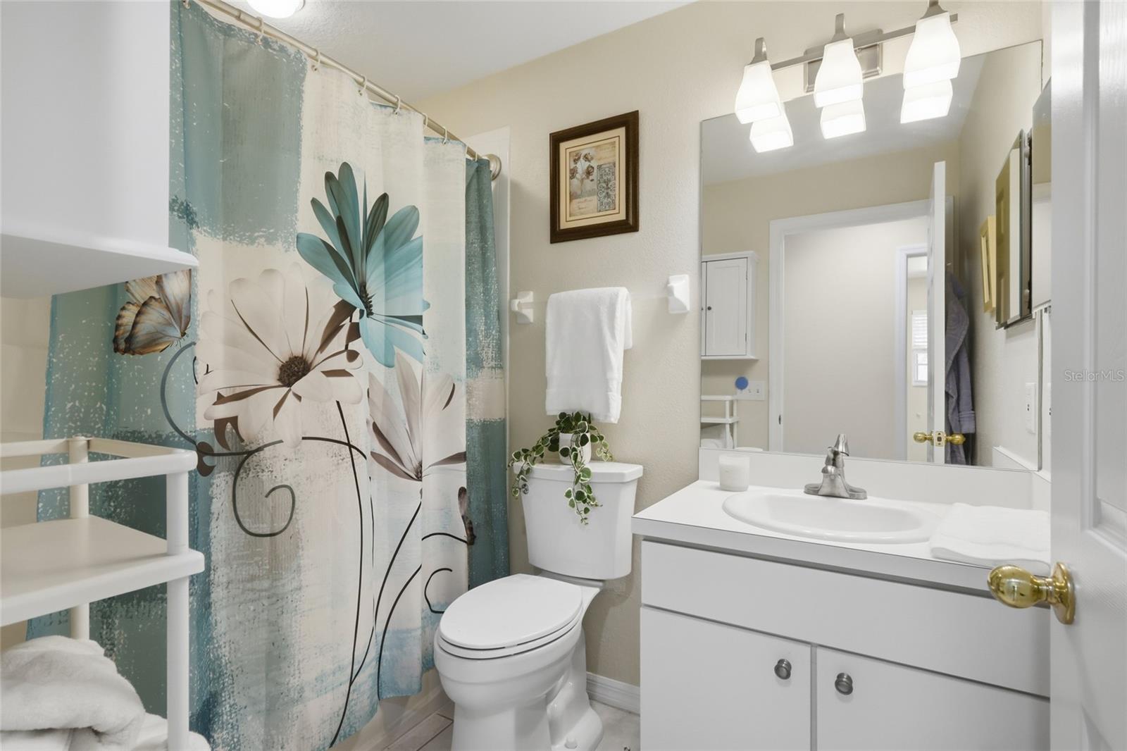 Image 20 of 36 For 6406 Rosefinch Court 204