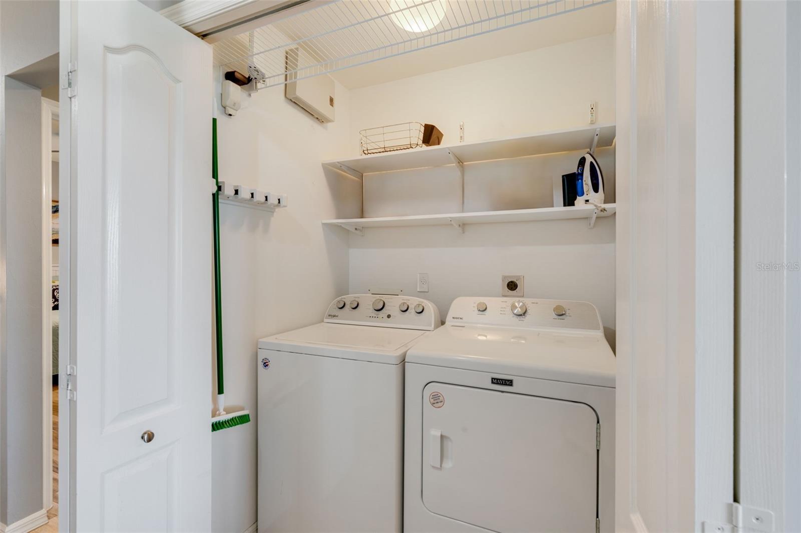 Image 17 of 23 For 8096 Queen Palm Lane 217