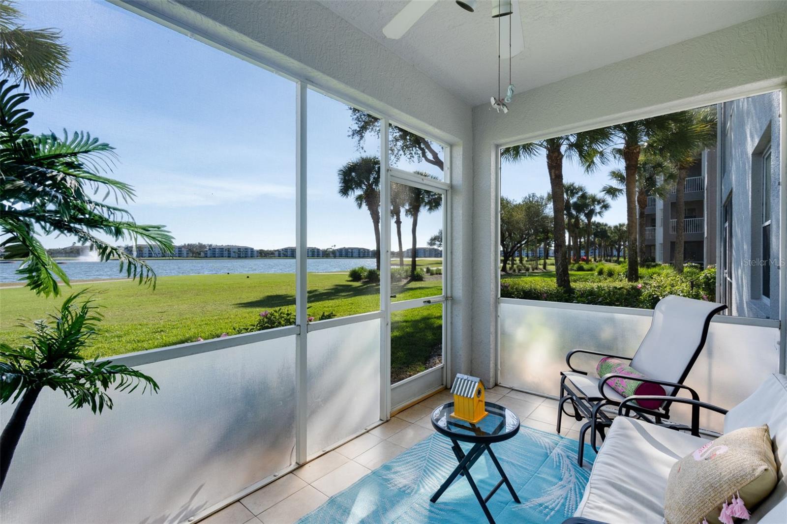 Image 18 of 23 For 8096 Queen Palm Lane 217