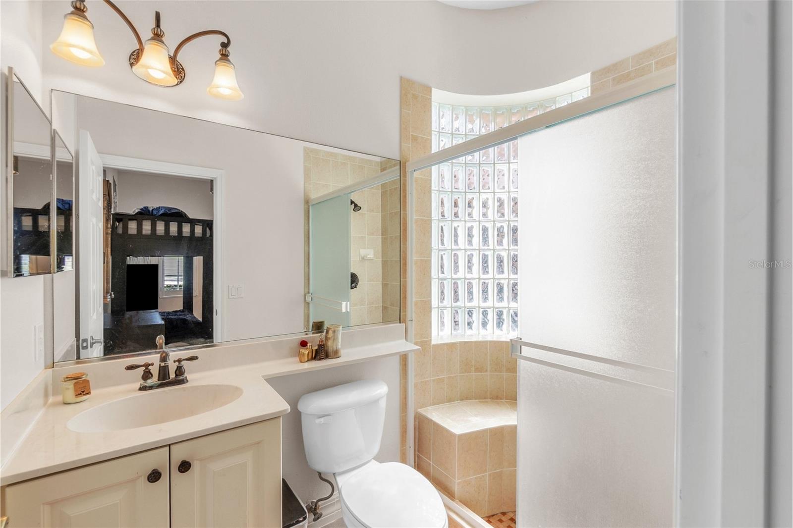 Image 12 of 34 For 408 Park Trace Boulevard