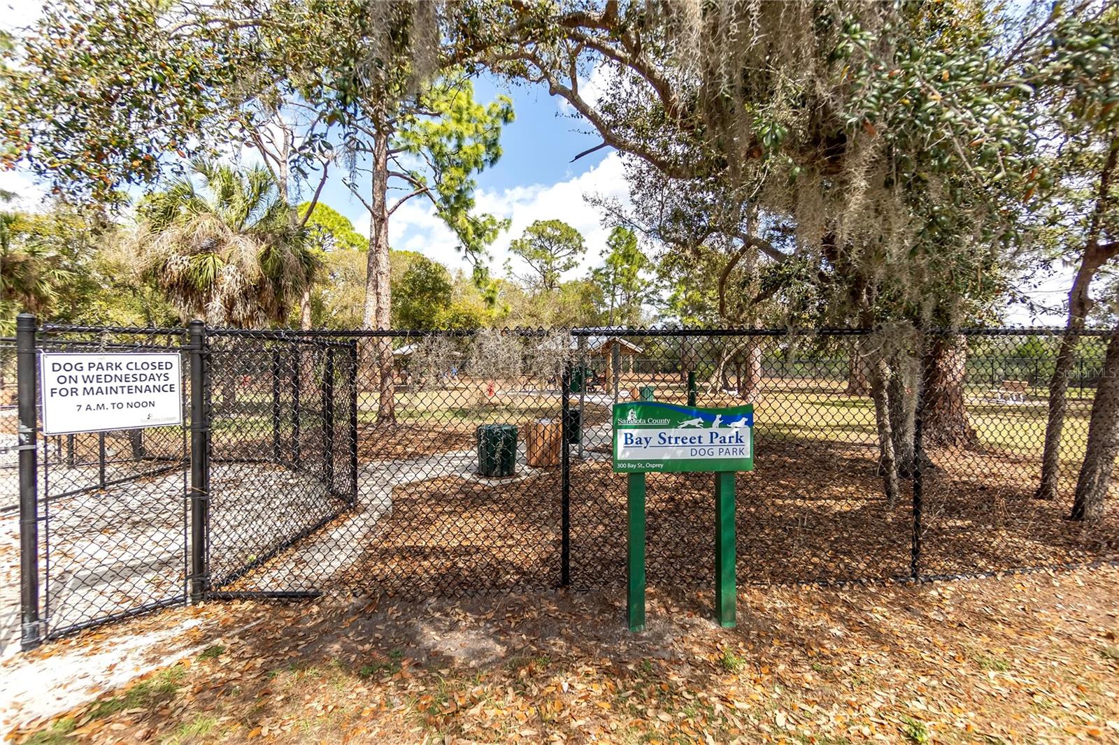 Image 28 of 34 For 408 Park Trace Boulevard