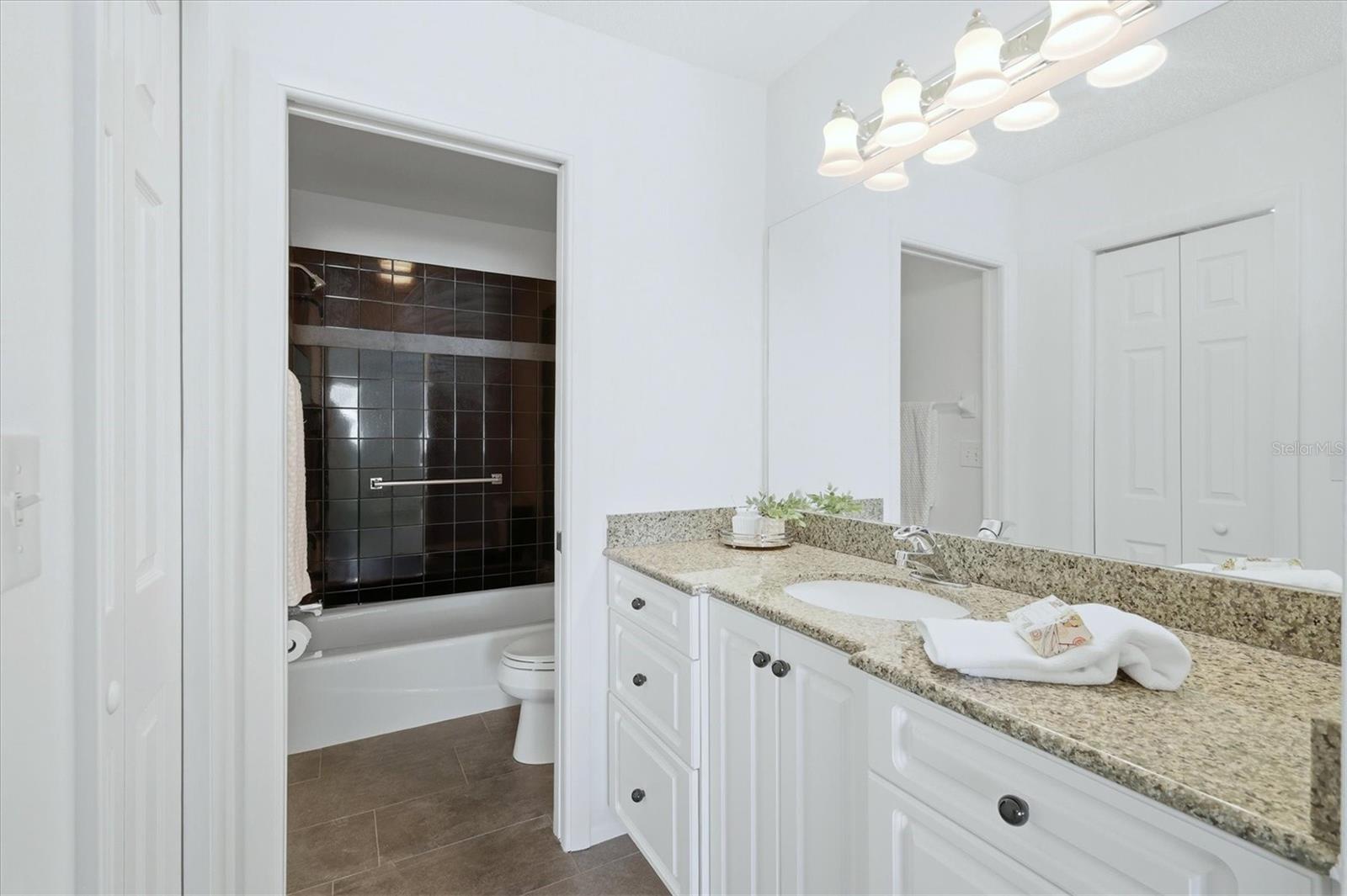 Image 16 of 42 For 2721 60th Avenue Drive W B