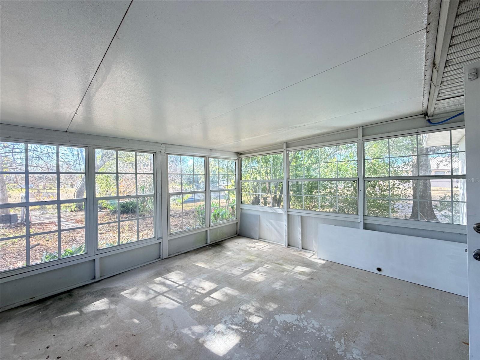 Image 9 of 13 For 1365 Alton Road