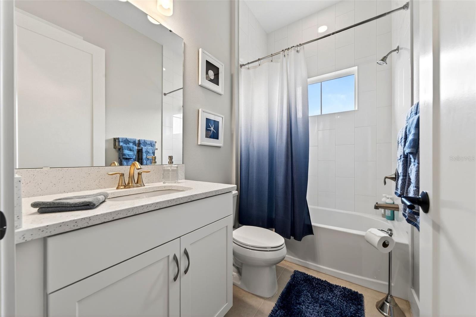 Listing photo id 32 for 11615 Gleaming Terrace