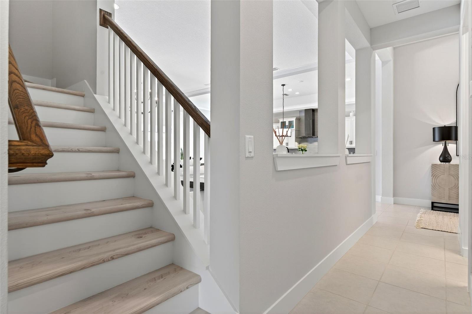 Listing photo id 36 for 11615 Gleaming Terrace