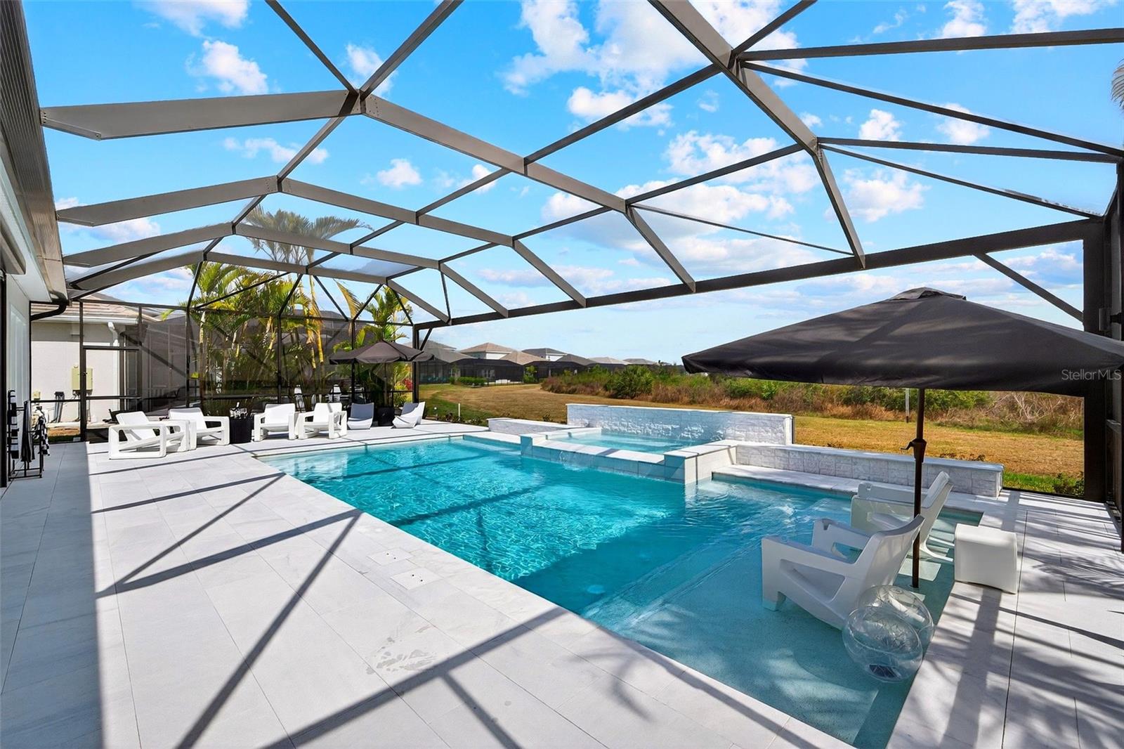 Listing photo id 50 for 11615 Gleaming Terrace